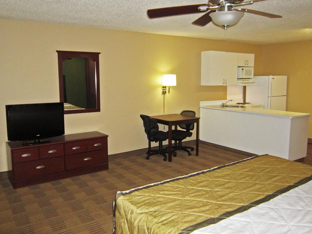 Extended Stay America Select Suites - Orlando - Maitland - 1760 Pembrook Dr Алтамонте Спрингс Экстерьер фото
